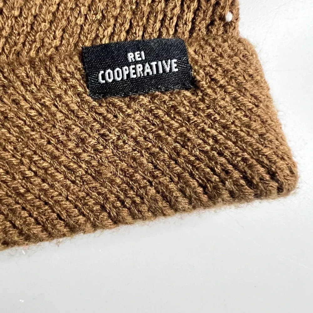REI Co-op Mens Beanie Brown Ribbed Knit Cuffed Watch Cap One Size Hat